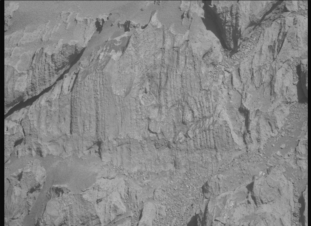 This image was taken by MCZ_RIGHT onboard NASA's Mars rover Perseverance on Sol 1466