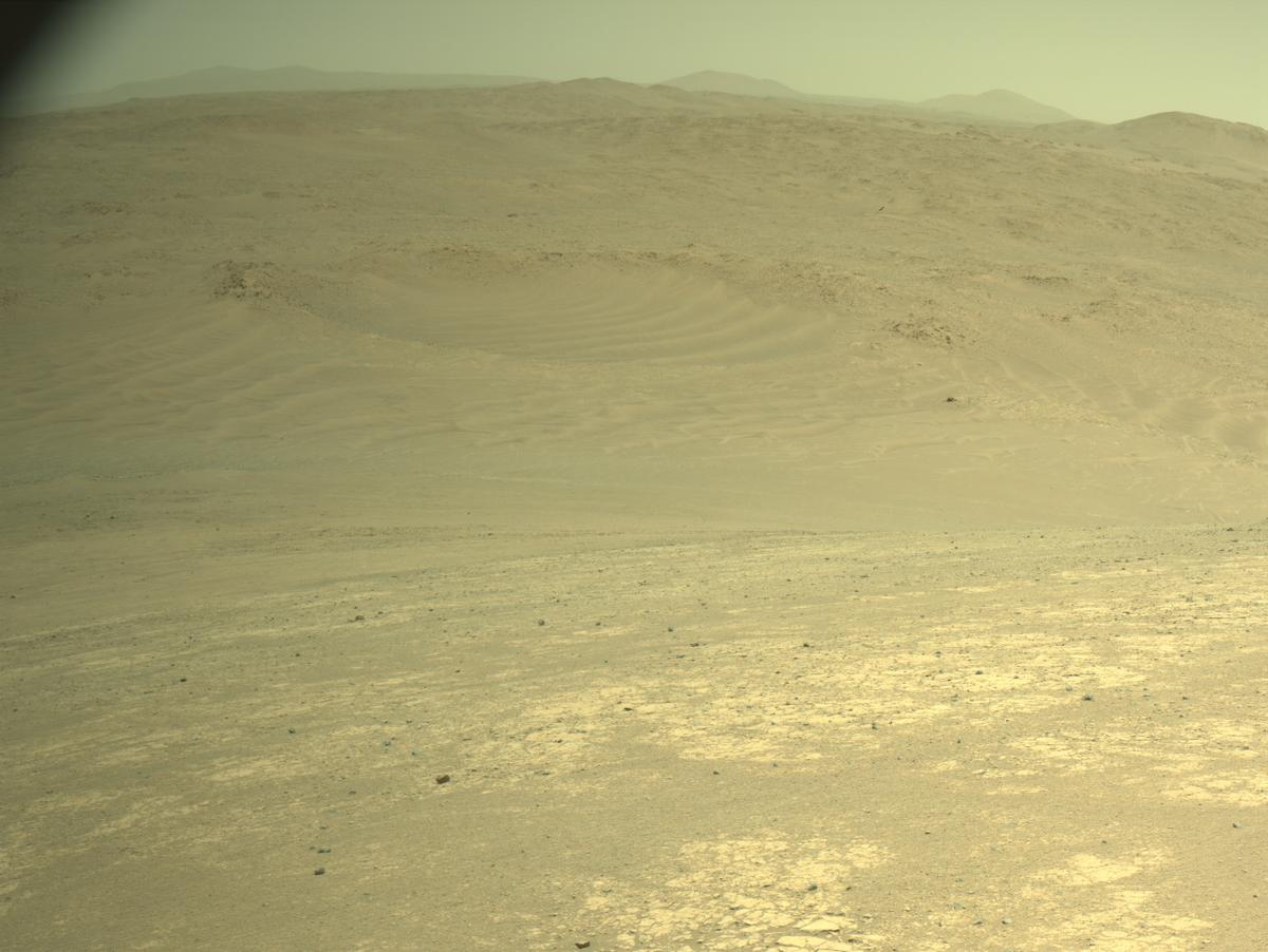 This image was taken by NAVCAM_LEFT onboard NASA's Mars rover Perseverance on Sol 1468