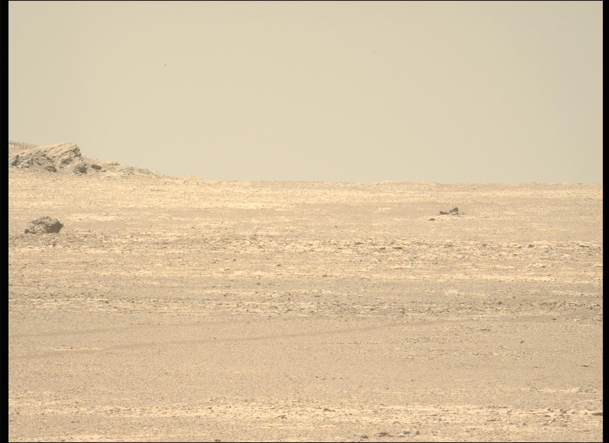 This image was taken by MCZ_LEFT onboard NASA's Mars rover Perseverance on Sol 1469