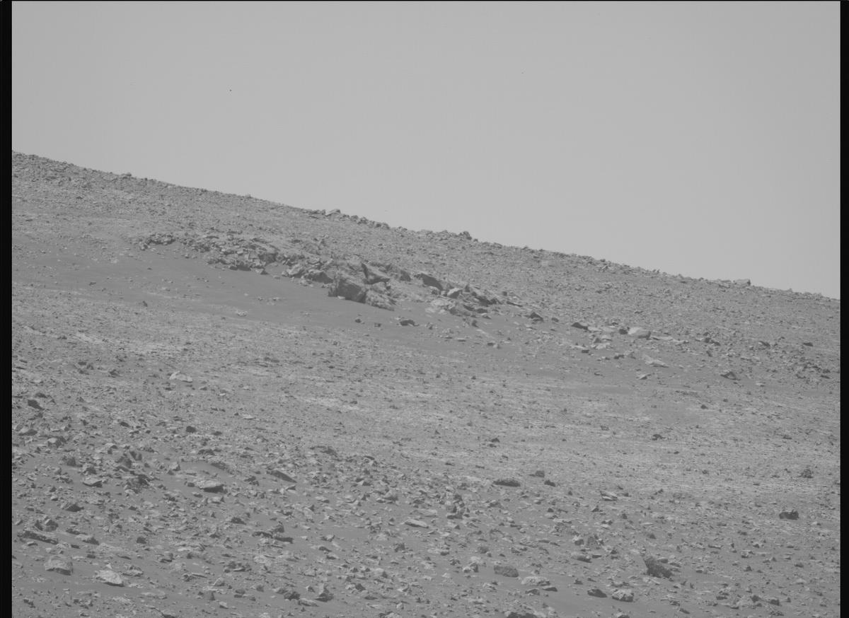 This image was taken by MCZ_LEFT onboard NASA's Mars rover Perseverance on Sol 1469