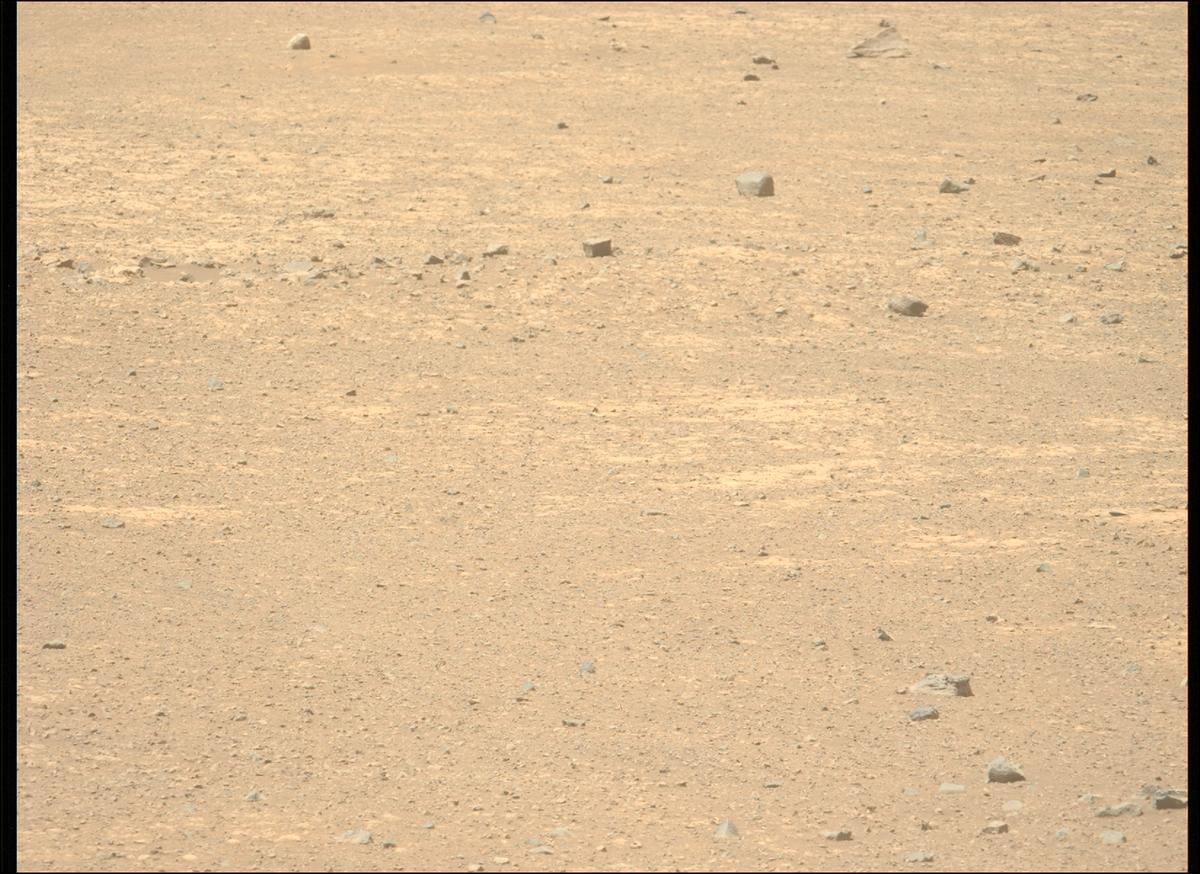 This image was taken by MCZ_LEFT onboard NASA's Mars rover Perseverance on Sol 1469
