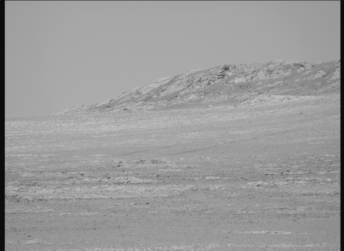 This image was taken by MCZ_RIGHT onboard NASA's Mars rover Perseverance on Sol 1469