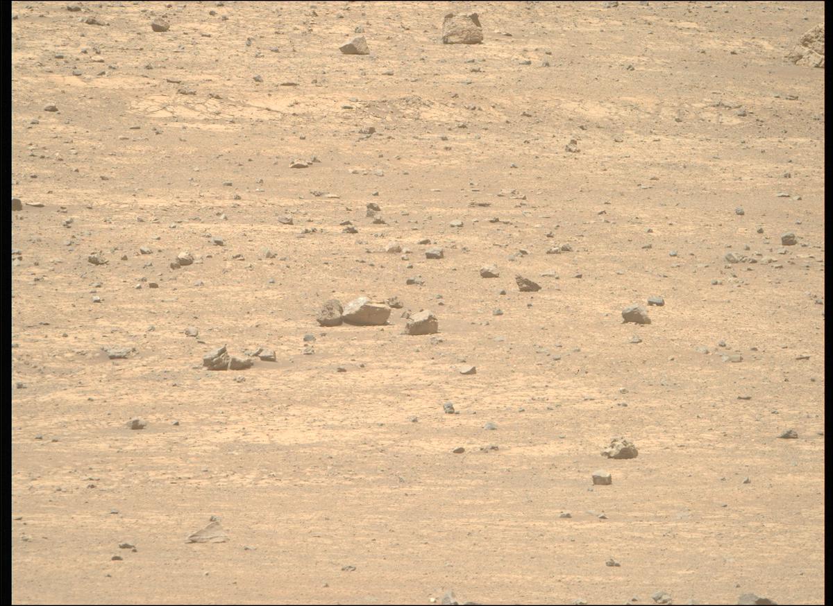This image was taken by MCZ_RIGHT onboard NASA's Mars rover Perseverance on Sol 1469
