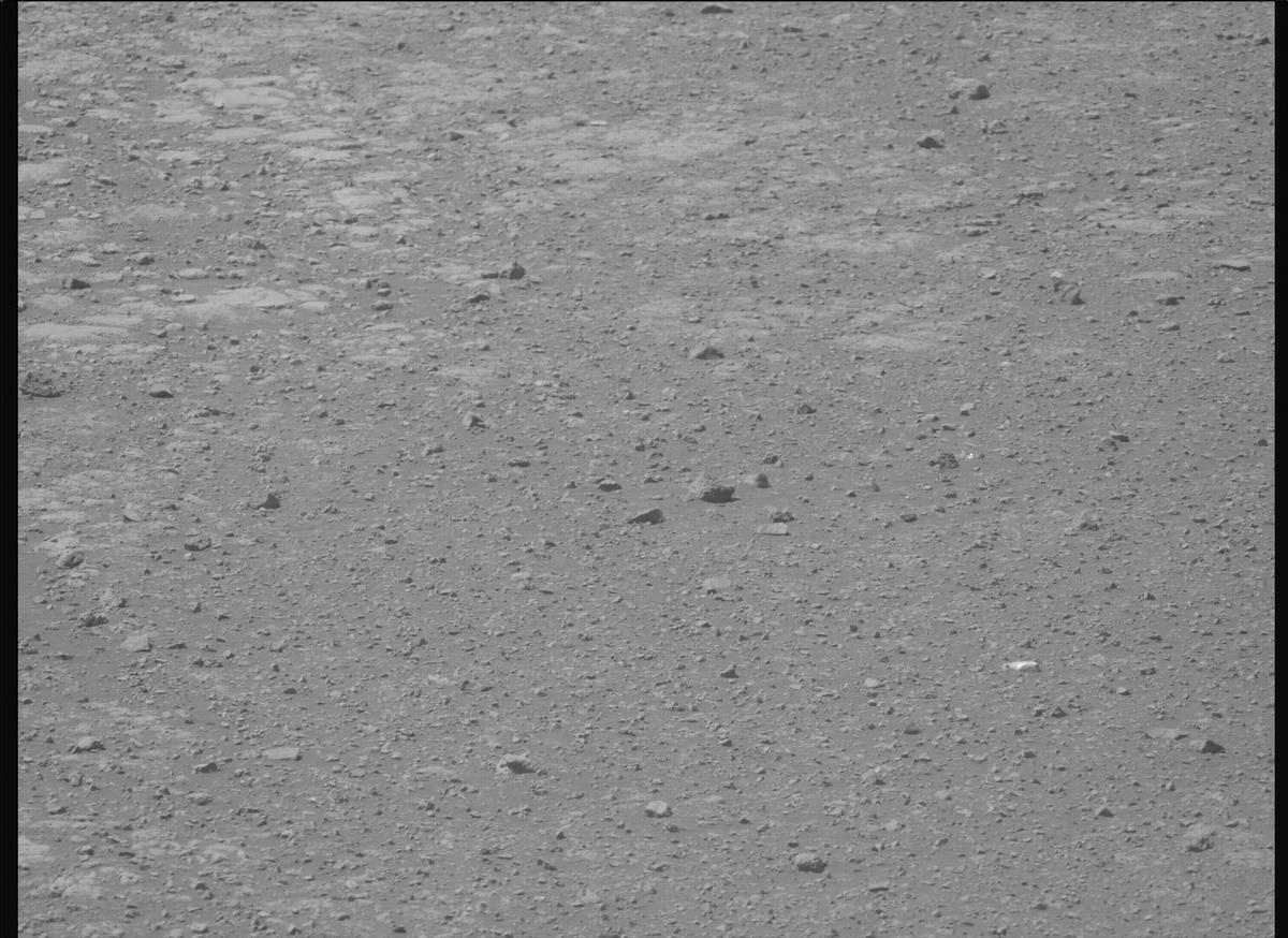 This image was taken by MCZ_LEFT onboard NASA's Mars rover Perseverance on Sol 1470