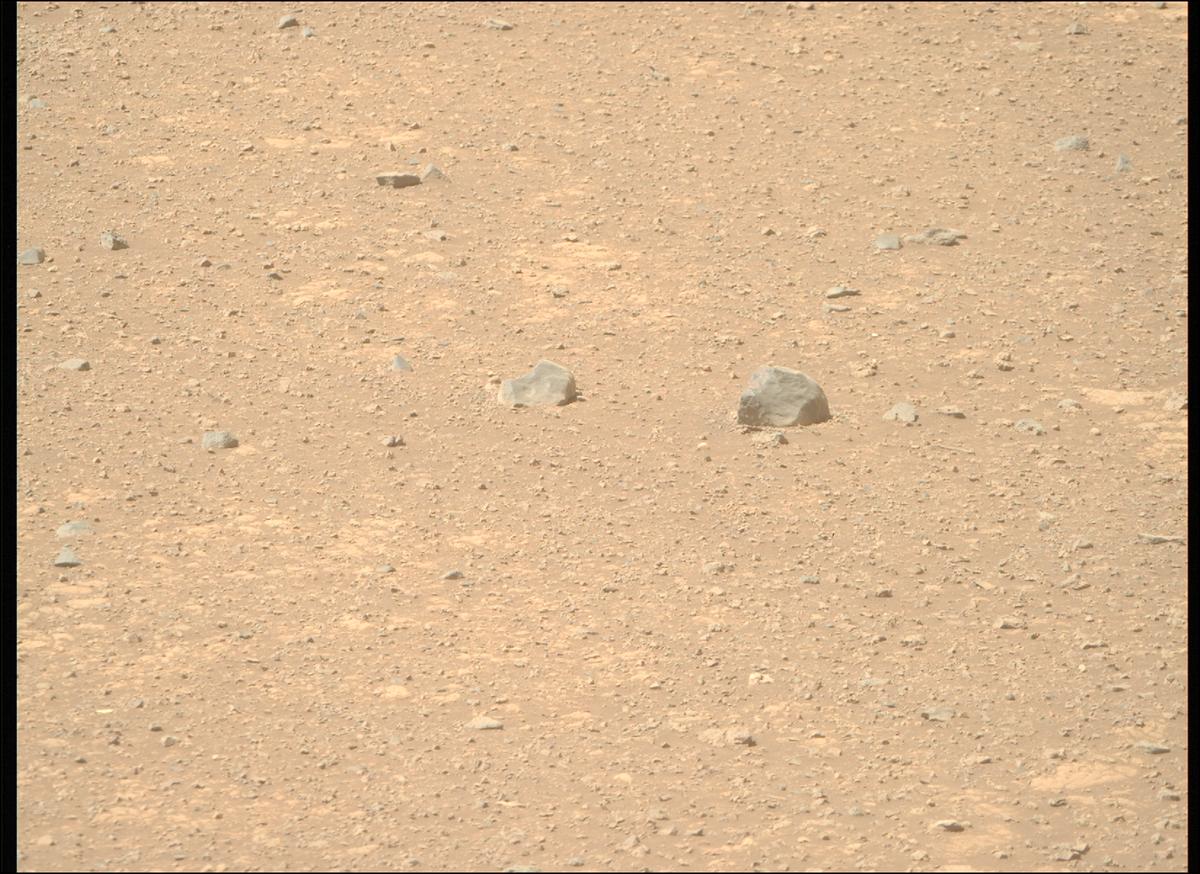 This image was taken by MCZ_RIGHT onboard NASA's Mars rover Perseverance on Sol 1470