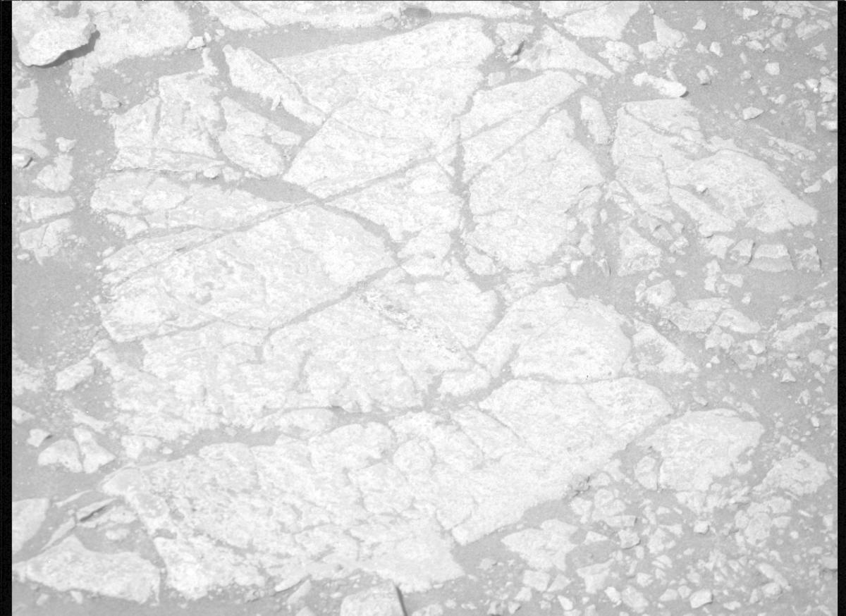 This image was taken by MCZ_RIGHT onboard NASA's Mars rover Perseverance on Sol 1470