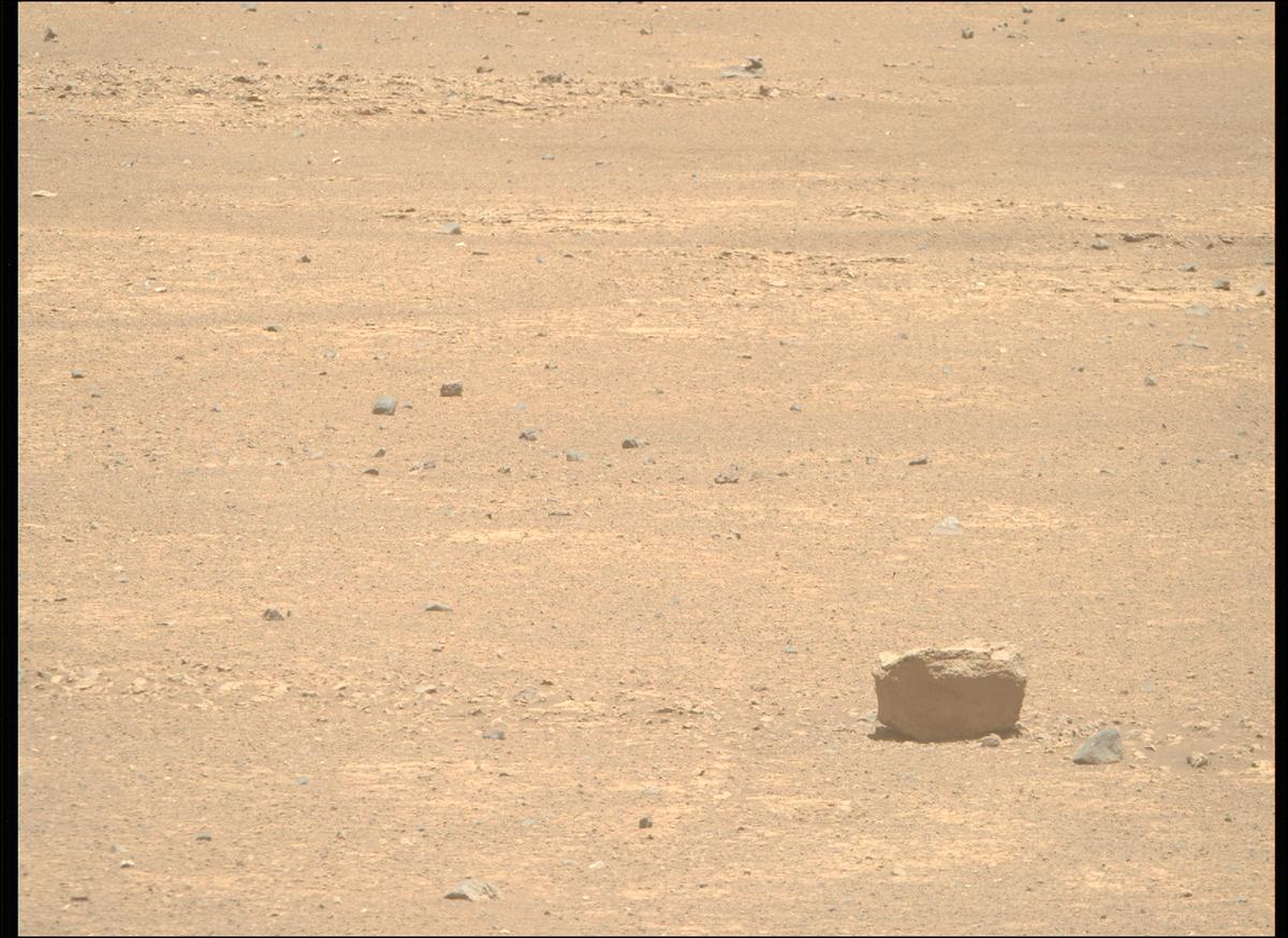 This image was taken by MCZ_RIGHT onboard NASA's Mars rover Perseverance on Sol 1471