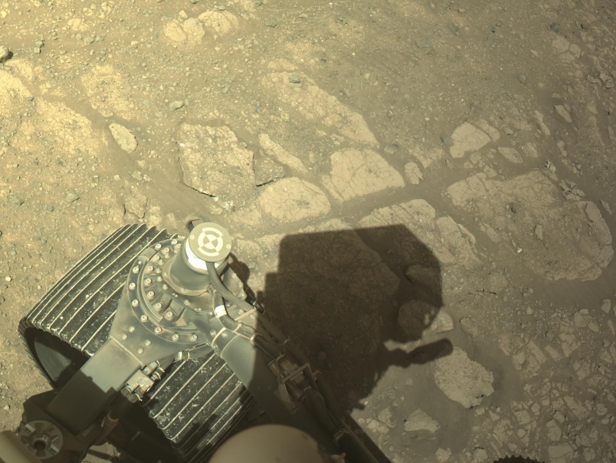 This image was taken by NAVCAM_LEFT onboard NASA's Mars rover Perseverance on Sol 1477