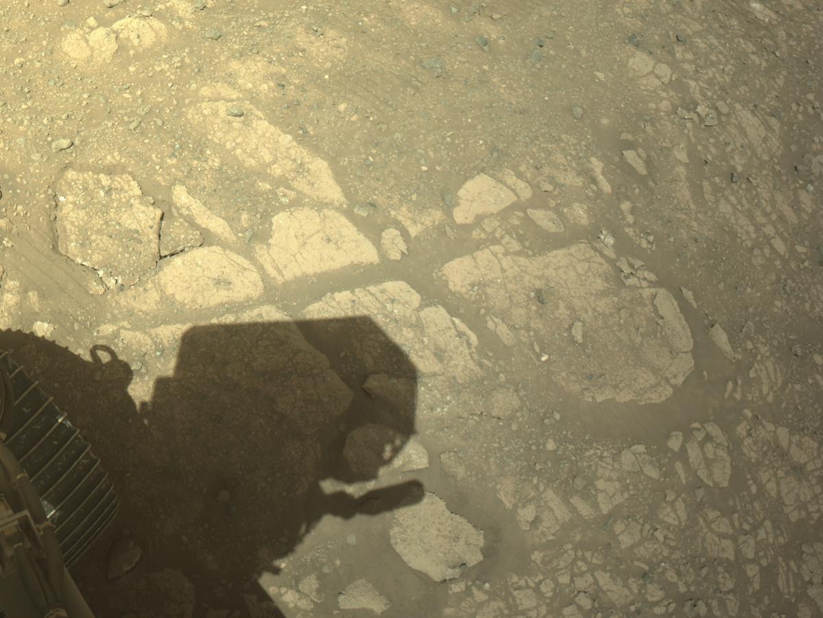This image was taken by NAVCAM_RIGHT onboard NASA's Mars rover Perseverance on Sol 1477