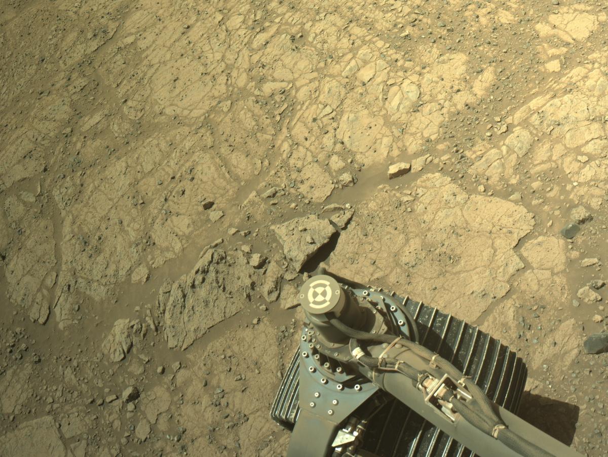 This image was taken by NAVCAM_RIGHT onboard NASA's Mars rover Perseverance on Sol 1478
