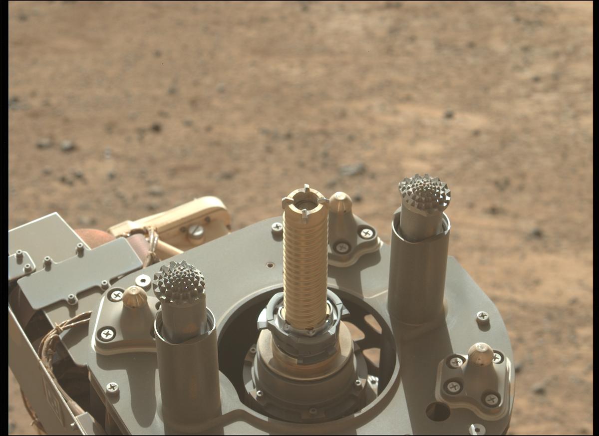 This image was taken by MCZ_LEFT onboard NASA's Mars rover Perseverance on Sol 1490