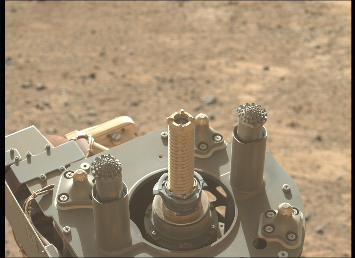 This image was taken by MCZ_LEFT onboard NASA's Mars rover Perseverance on Sol 1494