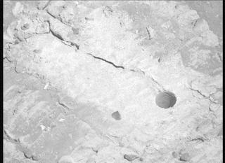 View image taken on Mars, Mars Perseverance Sol 1498: Left Mastcam-Z Camera