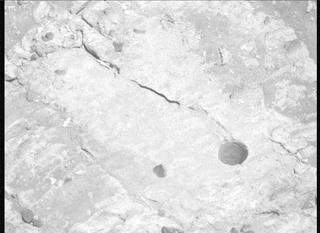 View image taken on Mars, Mars Perseverance Sol 1498: Right Mastcam-Z Camera