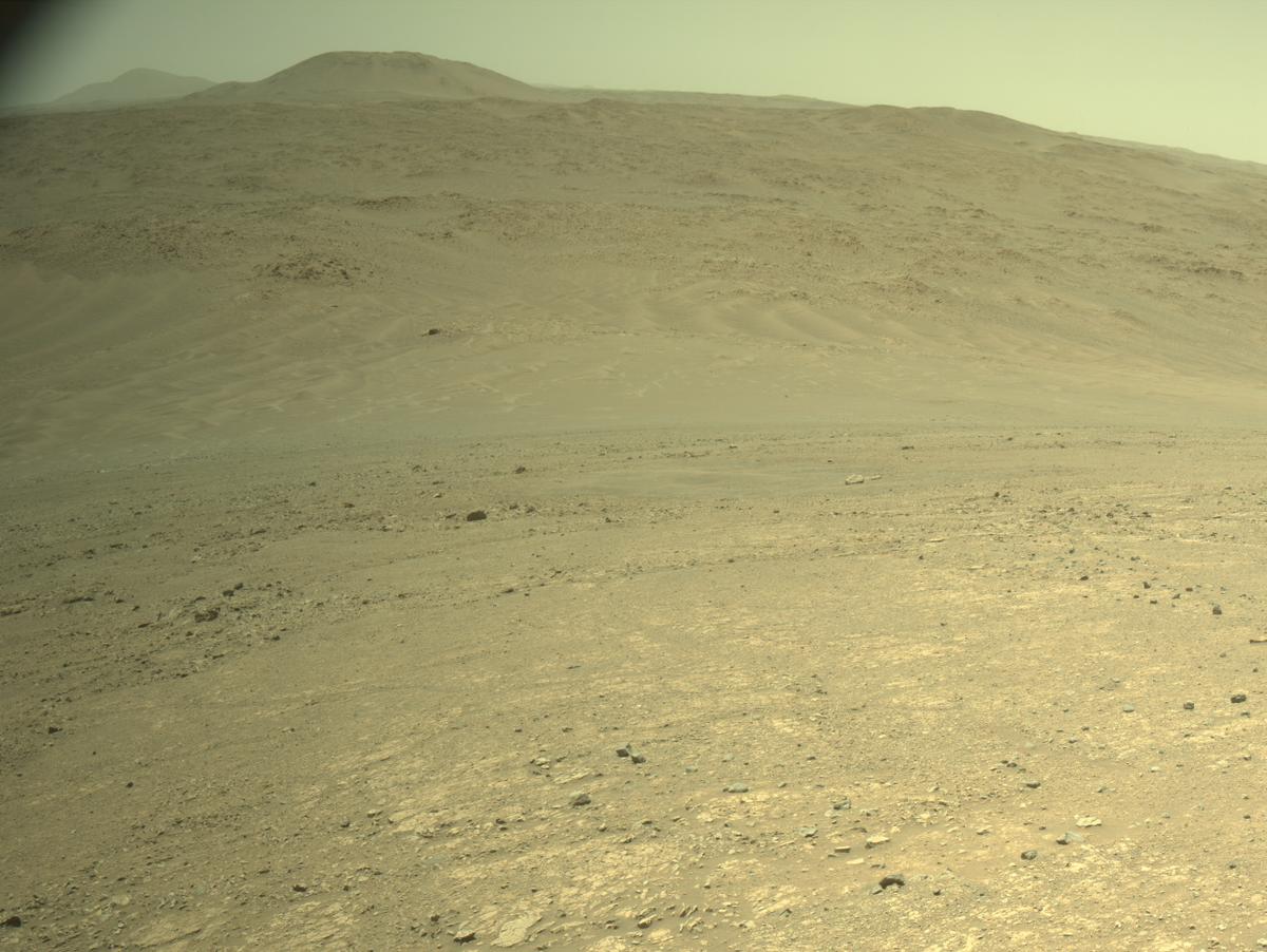 This image was taken by NAVCAM_RIGHT onboard NASA's Mars rover Perseverance on Sol 1502