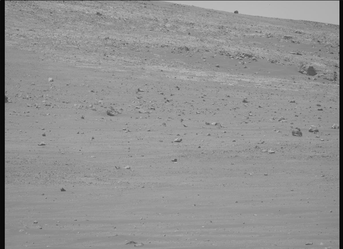 This image was taken by MCZ_RIGHT onboard NASA's Mars rover Perseverance on Sol 1503