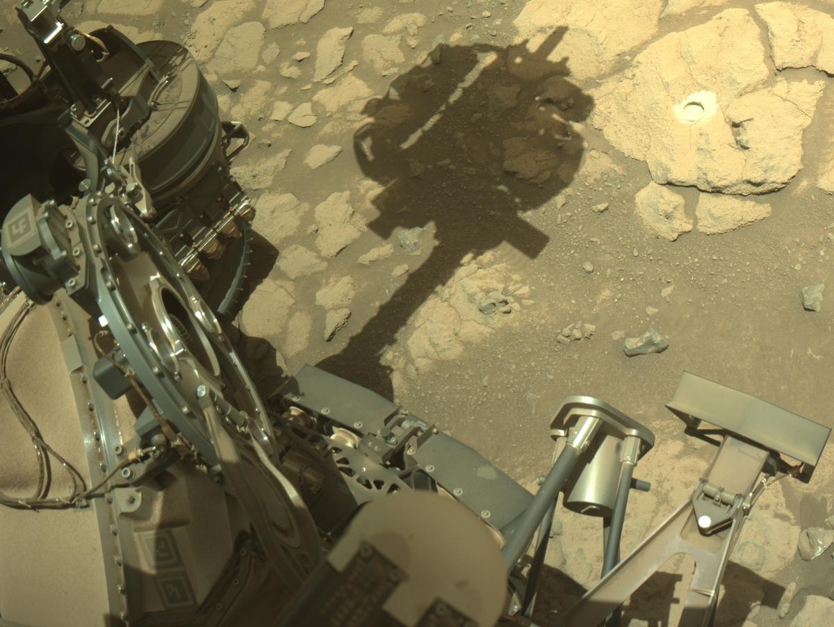 This image was taken by NAVCAM_RIGHT onboard NASA's Mars rover Perseverance on Sol 1504