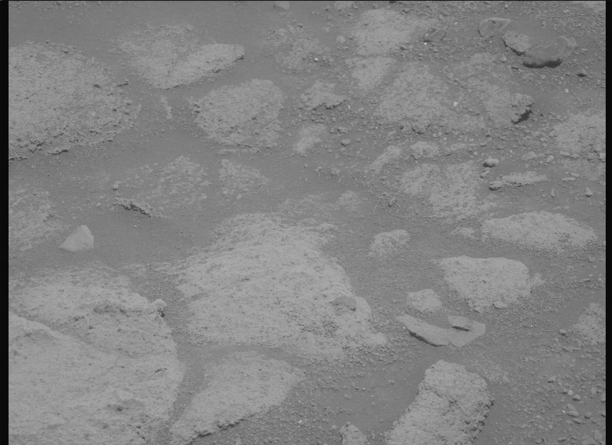 This image was taken by MCZ_LEFT onboard NASA's Mars rover Perseverance on Sol 1504