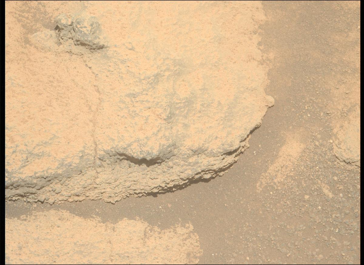 This image was taken by MCZ_LEFT onboard NASA's Mars rover Perseverance on Sol 1504