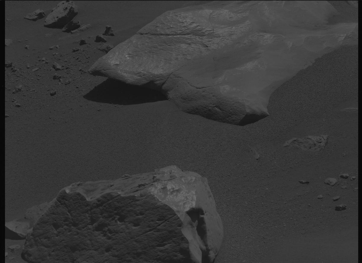 This image was taken by MCZ_LEFT onboard NASA's Mars rover Perseverance on Sol 1504