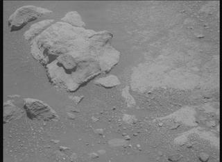 View image taken on Mars, Mars Perseverance Sol 1504: Right Mastcam-Z Camera