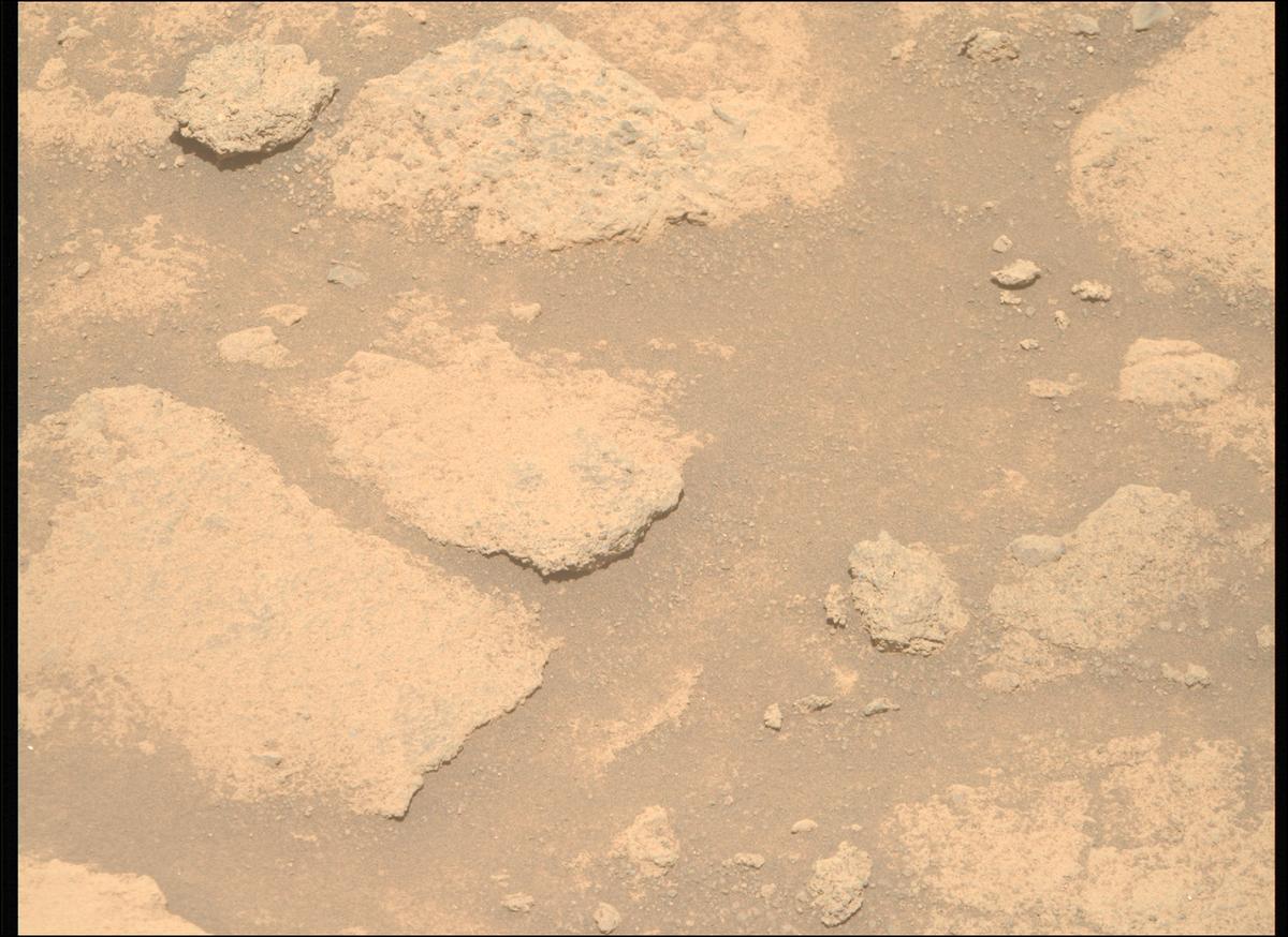 This image was taken by MCZ_RIGHT onboard NASA's Mars rover Perseverance on Sol 1504