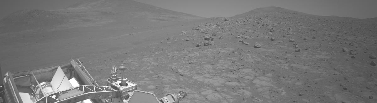 This image was taken by NAVCAM_LEFT onboard NASA's Mars rover Perseverance on Sol 1505