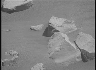 View image taken on Mars, Mars Perseverance Sol 1505: Left Mastcam-Z Camera