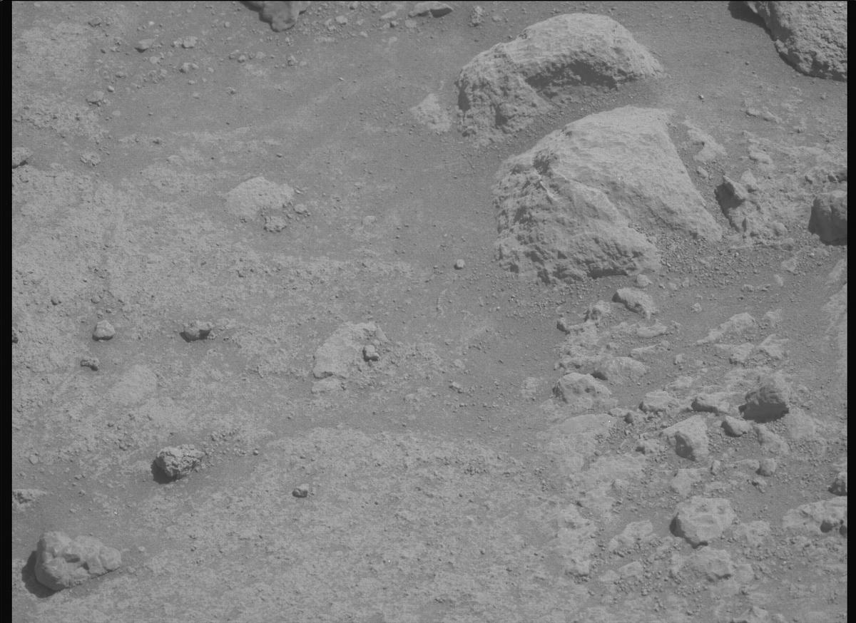 This image was taken by MCZ_LEFT onboard NASA's Mars rover Perseverance on Sol 1505