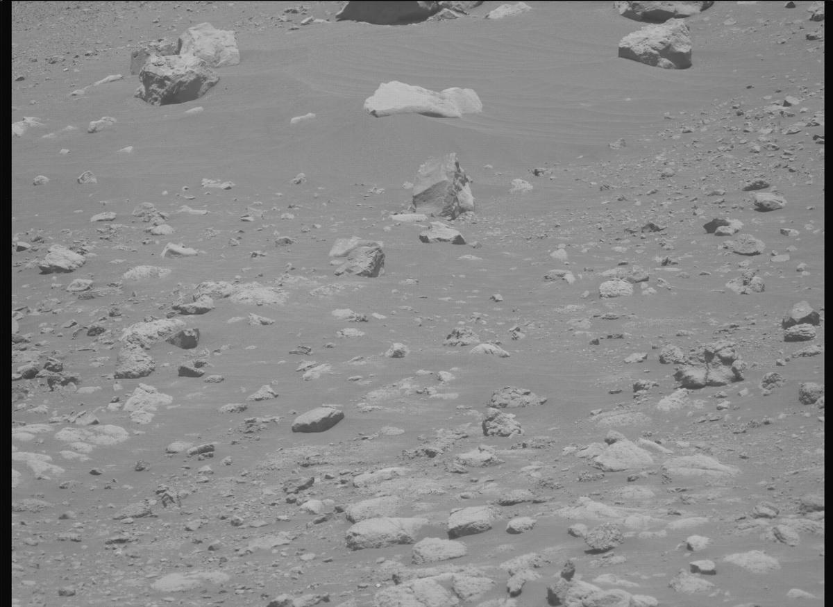 This image was taken by MCZ_LEFT onboard NASA's Mars rover Perseverance on Sol 1505