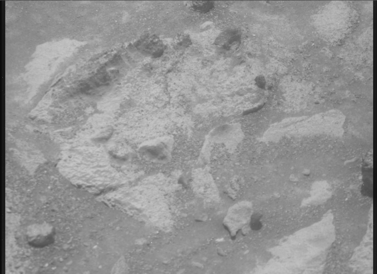 This image was taken by MCZ_RIGHT onboard NASA's Mars rover Perseverance on Sol 1505