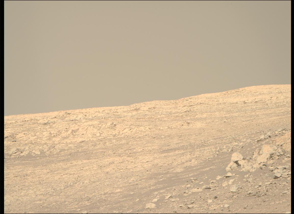 This image was taken by MCZ_RIGHT onboard NASA's Mars rover Perseverance on Sol 1509