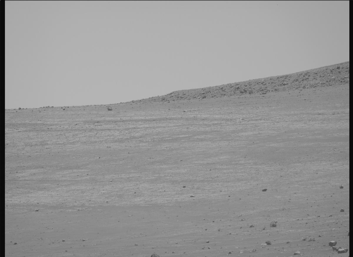 This image was taken by MCZ_RIGHT onboard NASA's Mars rover Perseverance on Sol 1510