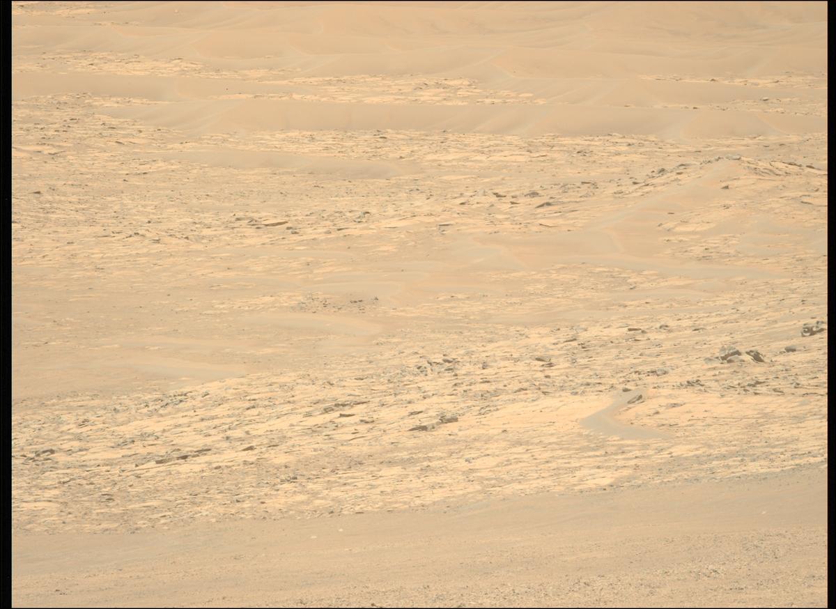 This image was taken by MCZ_LEFT onboard NASA's Mars rover Perseverance on Sol 1511