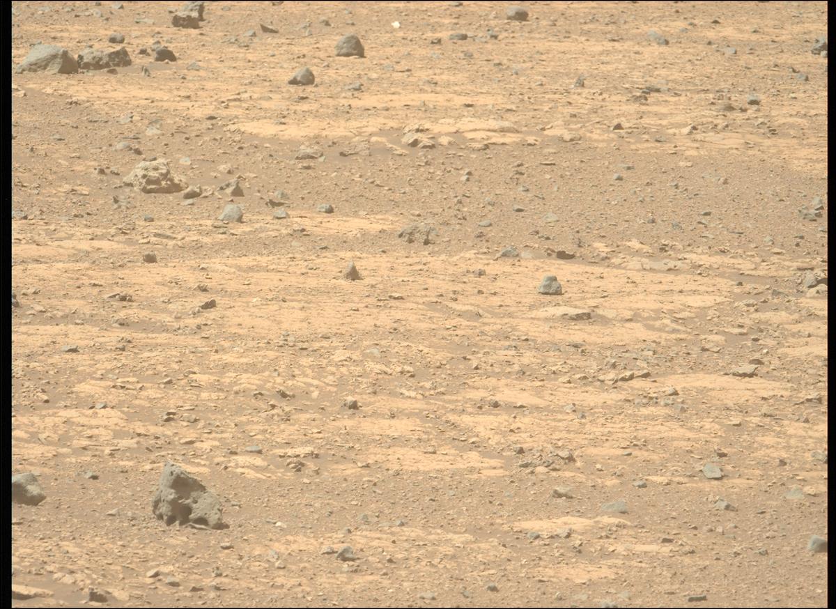 This image was taken by MCZ_LEFT onboard NASA's Mars rover Perseverance on Sol 1511
