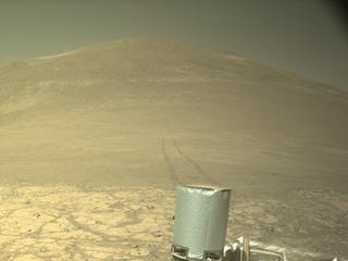 View image taken on Mars, Mars Perseverance Sol 1512: Right Navigation Camera (Navcam)