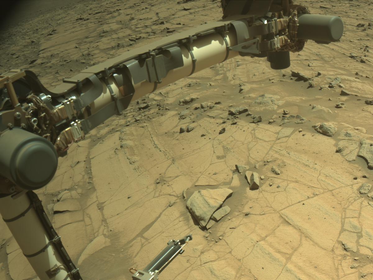 This image was taken by NAVCAM_LEFT onboard NASA's Mars rover Perseverance on Sol 1513