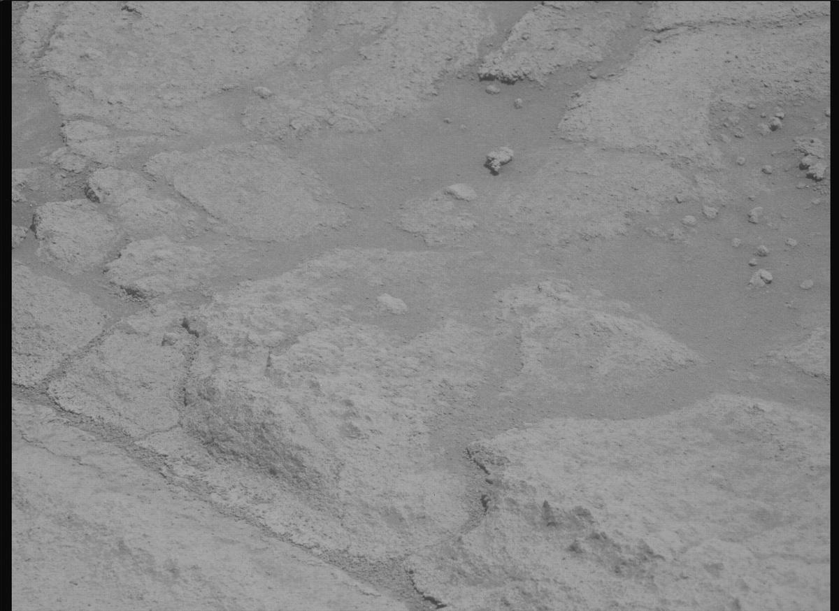 This image was taken by MCZ_LEFT onboard NASA's Mars rover Perseverance on Sol 1513