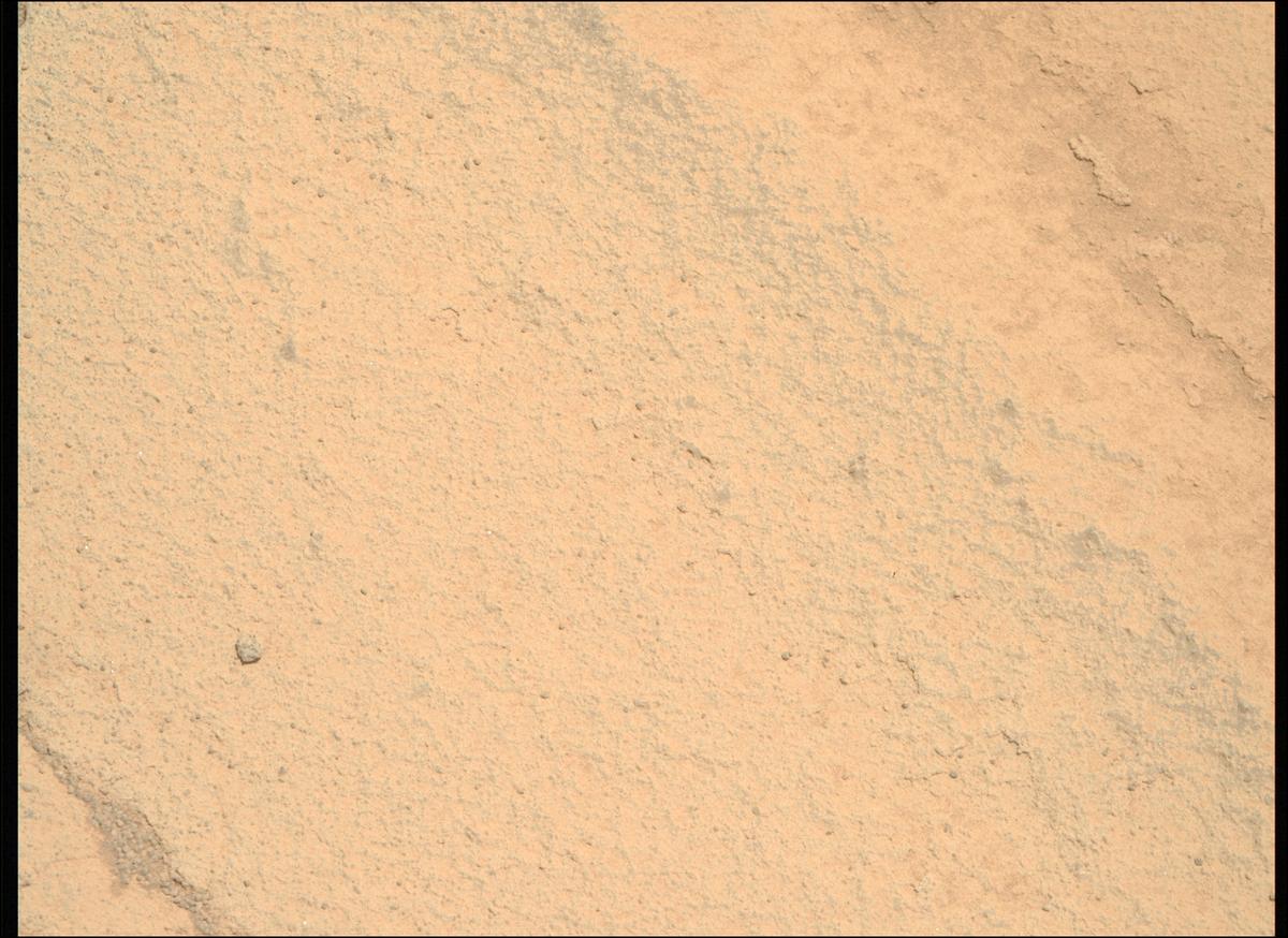 This image was taken by MCZ_RIGHT onboard NASA's Mars rover Perseverance on Sol 1513