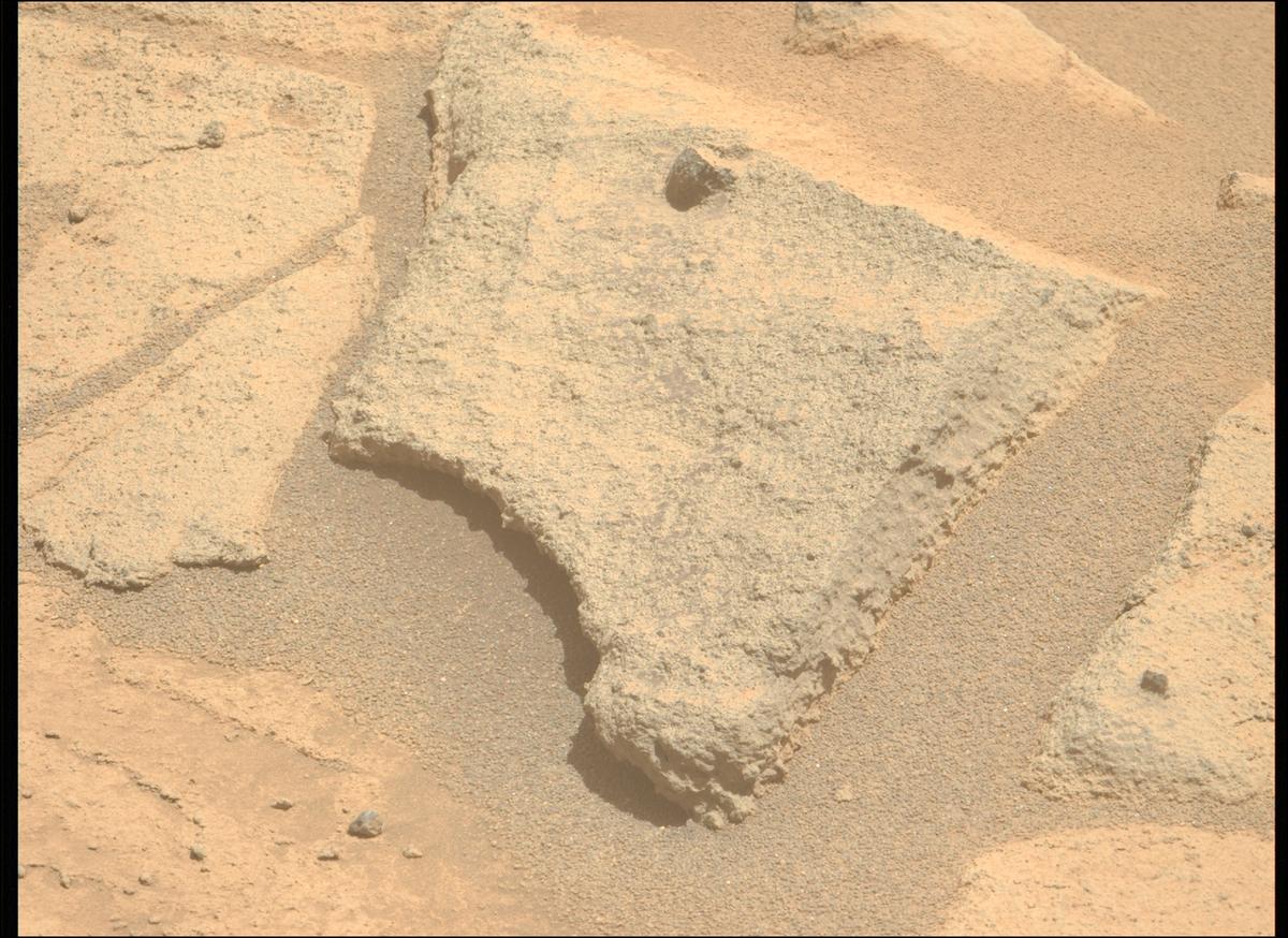 This image was taken by MCZ_LEFT onboard NASA's Mars rover Perseverance on Sol 1515