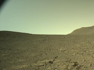 View image taken on Mars, Mars Perseverance Sol 1521: Left Navigation Camera (Navcam)