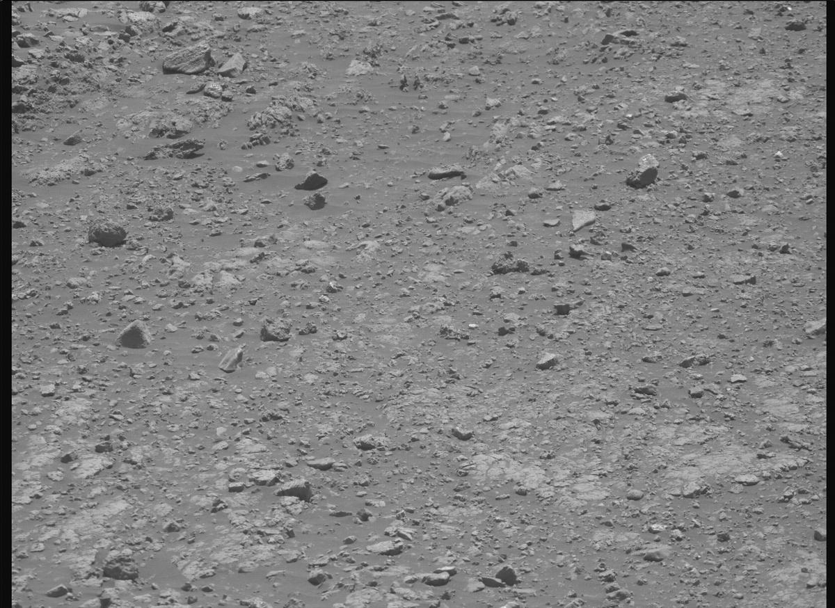 This image was taken by MCZ_RIGHT onboard NASA's Mars rover Perseverance on Sol 1521