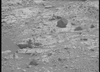 View image taken on Mars, Mars Perseverance Sol 1521: Right Mastcam-Z Camera
