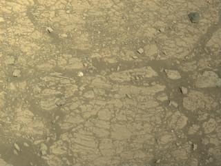 View image taken on Mars, Mars Perseverance Sol 1524: Right Navigation Camera (Navcam)