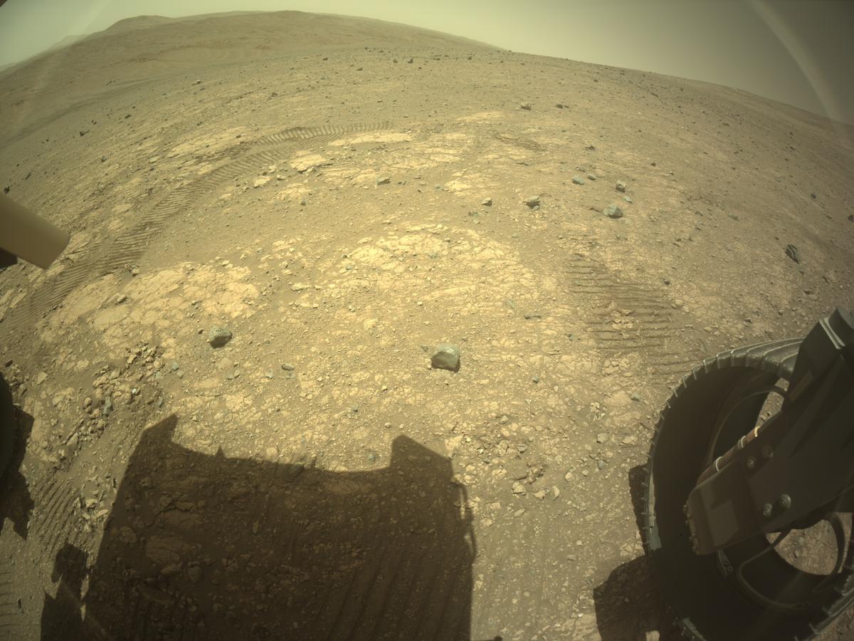 This image was taken by REAR_HAZCAM_RIGHT onboard NASA's Mars rover Perseverance on Sol 1524