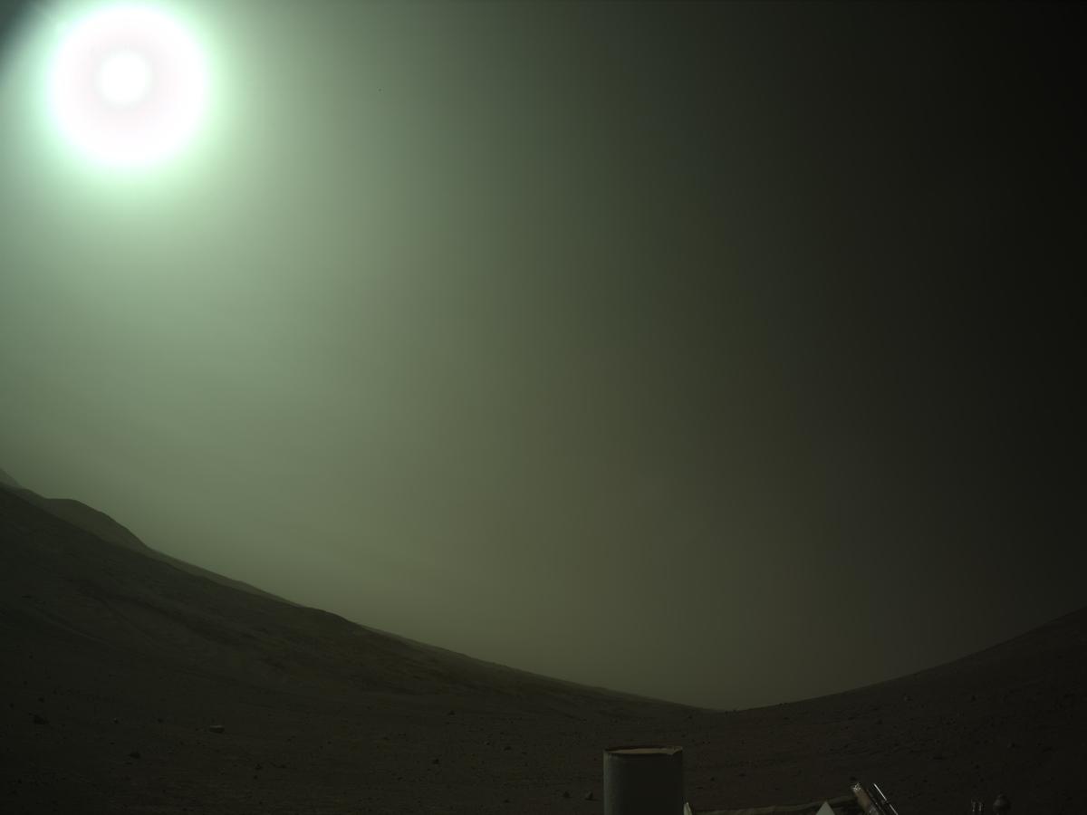 This image was taken by NAVCAM_LEFT onboard NASA's Mars rover Perseverance on Sol 1526