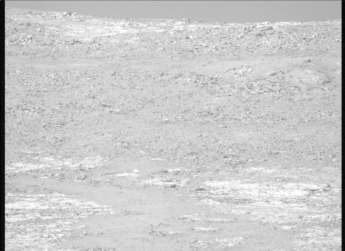 This image was taken by MCZ_LEFT onboard NASA's Mars rover Perseverance on Sol 1527