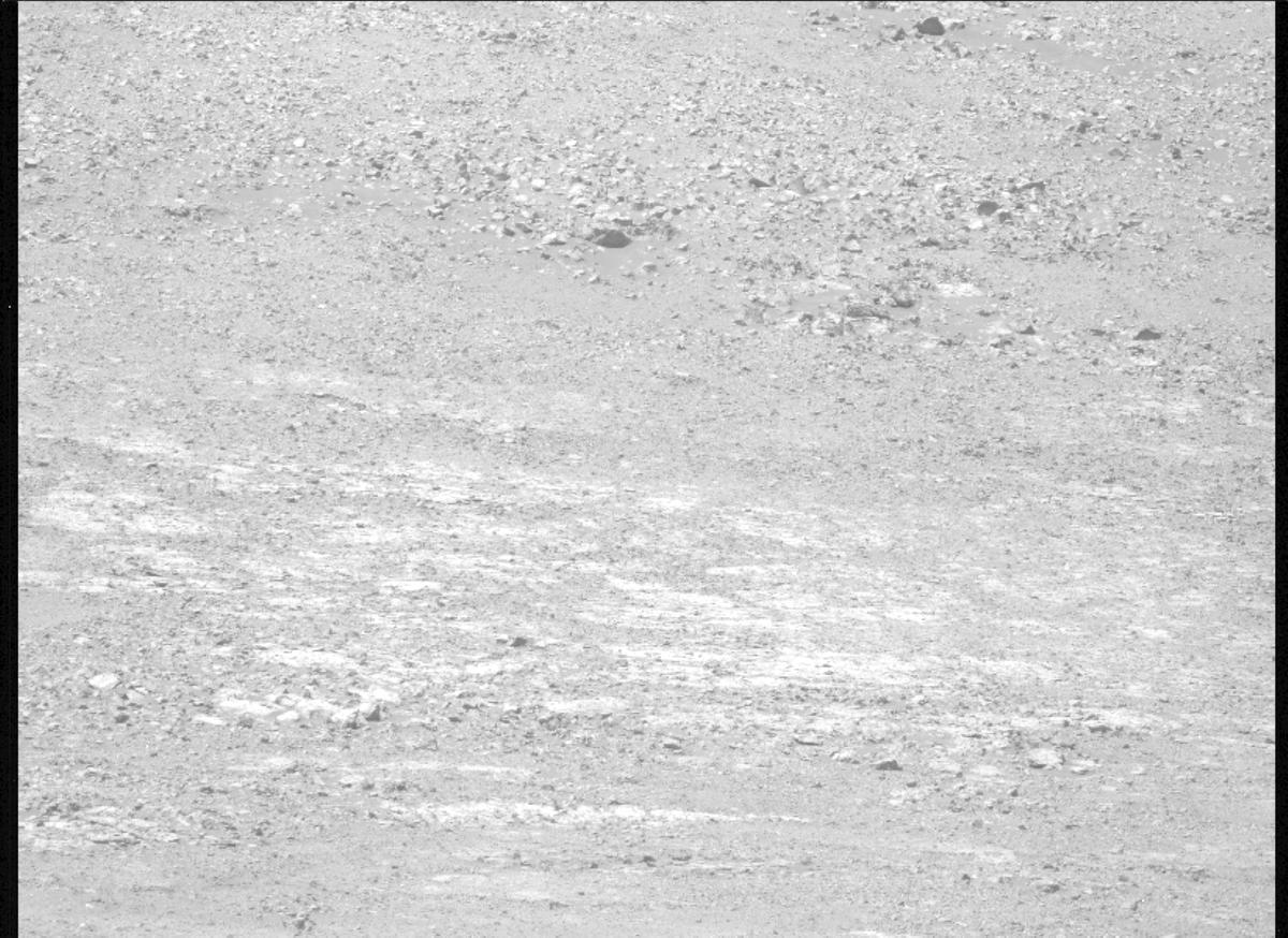 This image was taken by MCZ_LEFT onboard NASA's Mars rover Perseverance on Sol 1527
