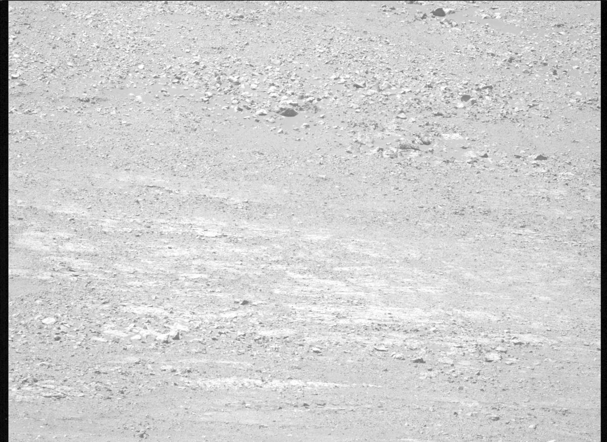 This image was taken by MCZ_LEFT onboard NASA's Mars rover Perseverance on Sol 1527