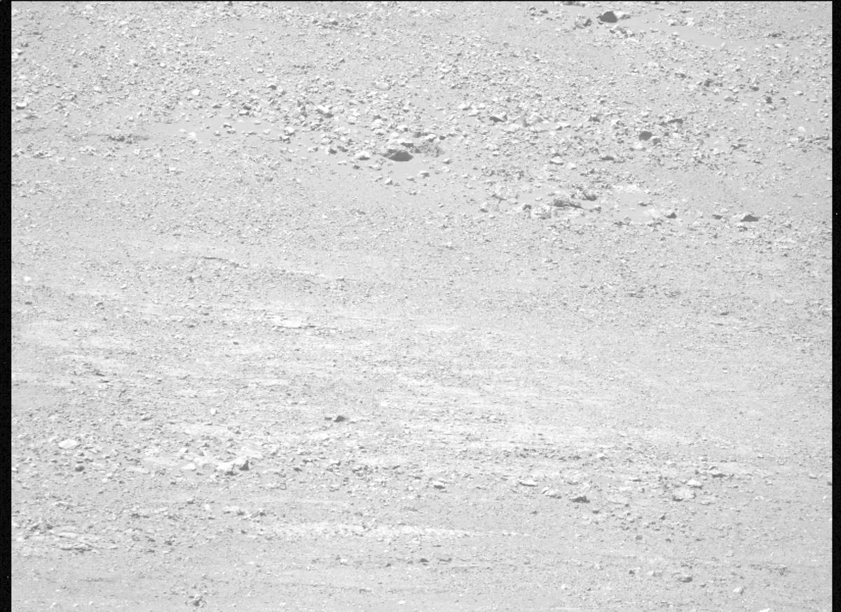 This image was taken by MCZ_LEFT onboard NASA's Mars rover Perseverance on Sol 1527
